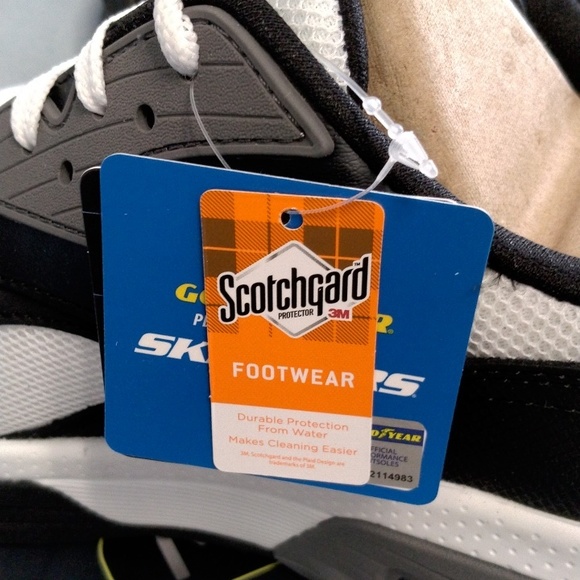 Sketchers Goodyear Sole brand new - Picture 6 of 6
